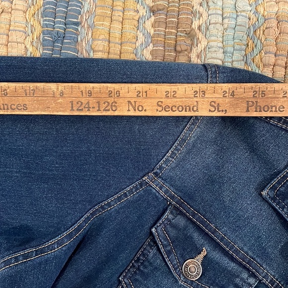 Jean jacket - Picture 9 of 9